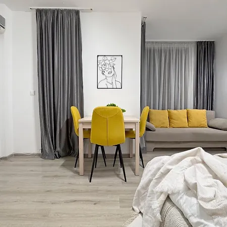 Apartamento Modern - Meters Away From The *