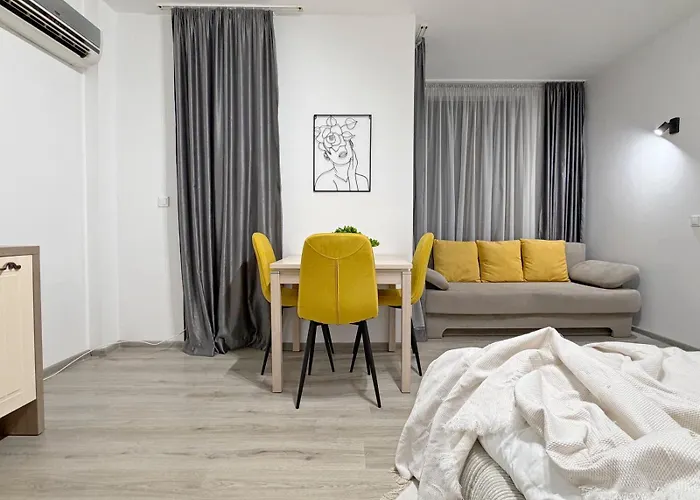 Apartamento Modern - Meters Away From The *