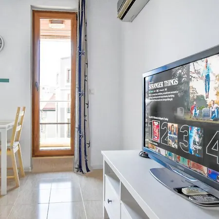 Modern - Meters Away From The * Pomorie