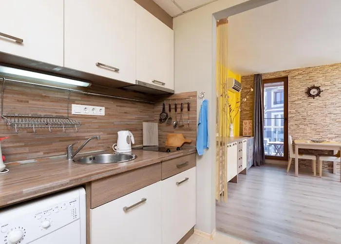 Modern - Meters Away From The * Pomorie