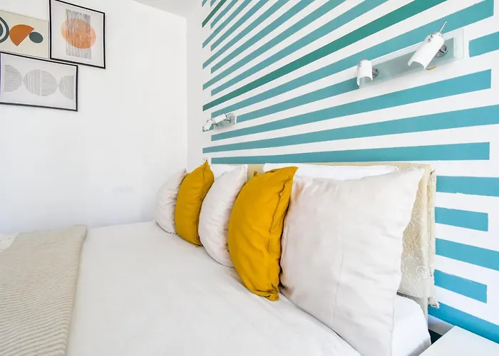 Apartamento Modern - Meters Away From The