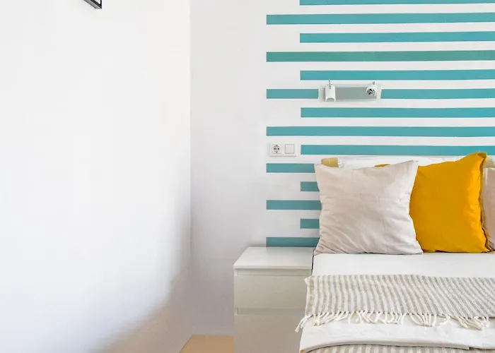 Apartamento Modern - Meters Away From The *