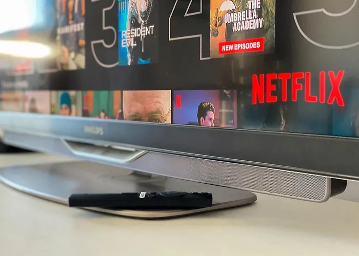 Apartamento Modern - Meters Away From The *